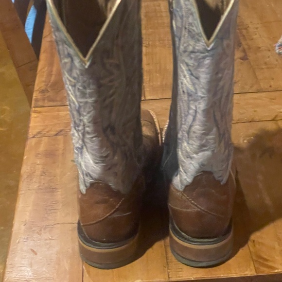 Airat women’s boots. Size 8b. Worn 4-5 times. - Picture 5 of 8